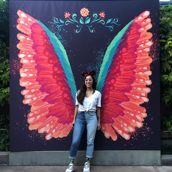 Meet your Posher, Monica - Picture 4 of 4